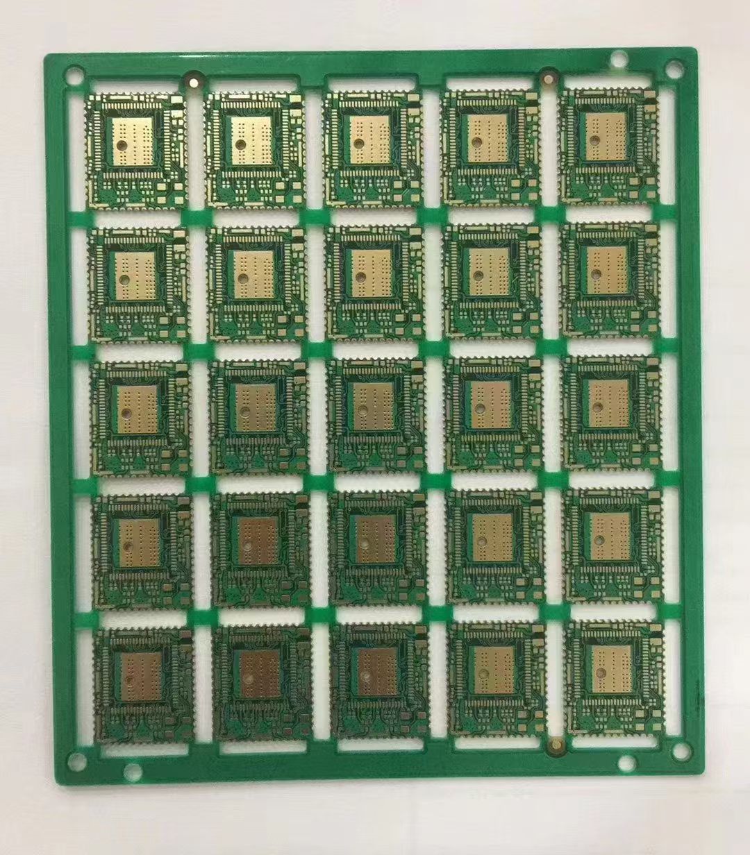PCB Surface Finishing: Electroless Nickel Immersion Gold (ENIG) vs. Electroplated Gold